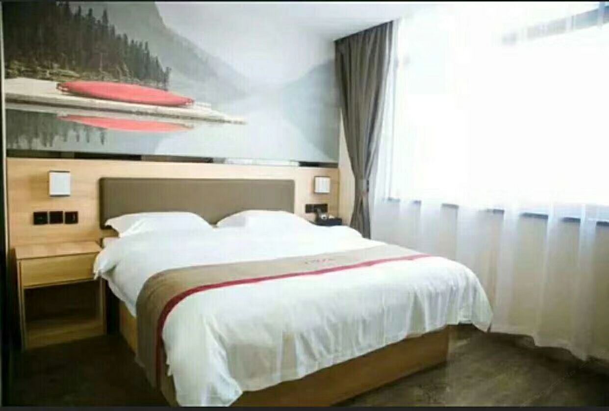 标准大床房