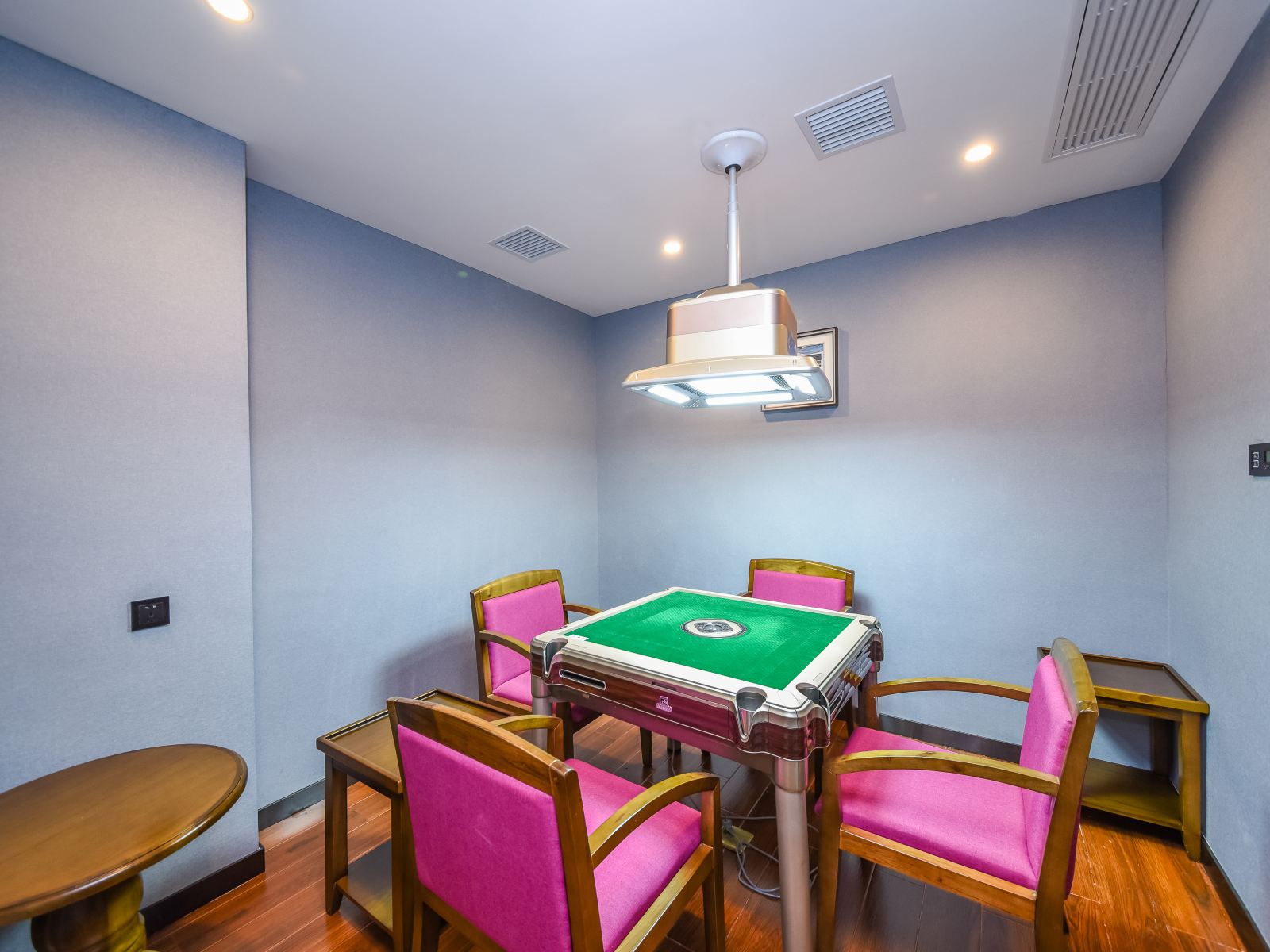 优渥娱乐棋牌房