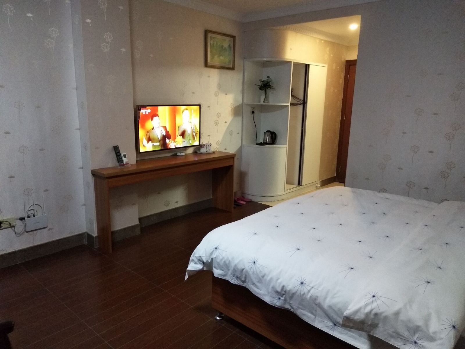 实惠大床房