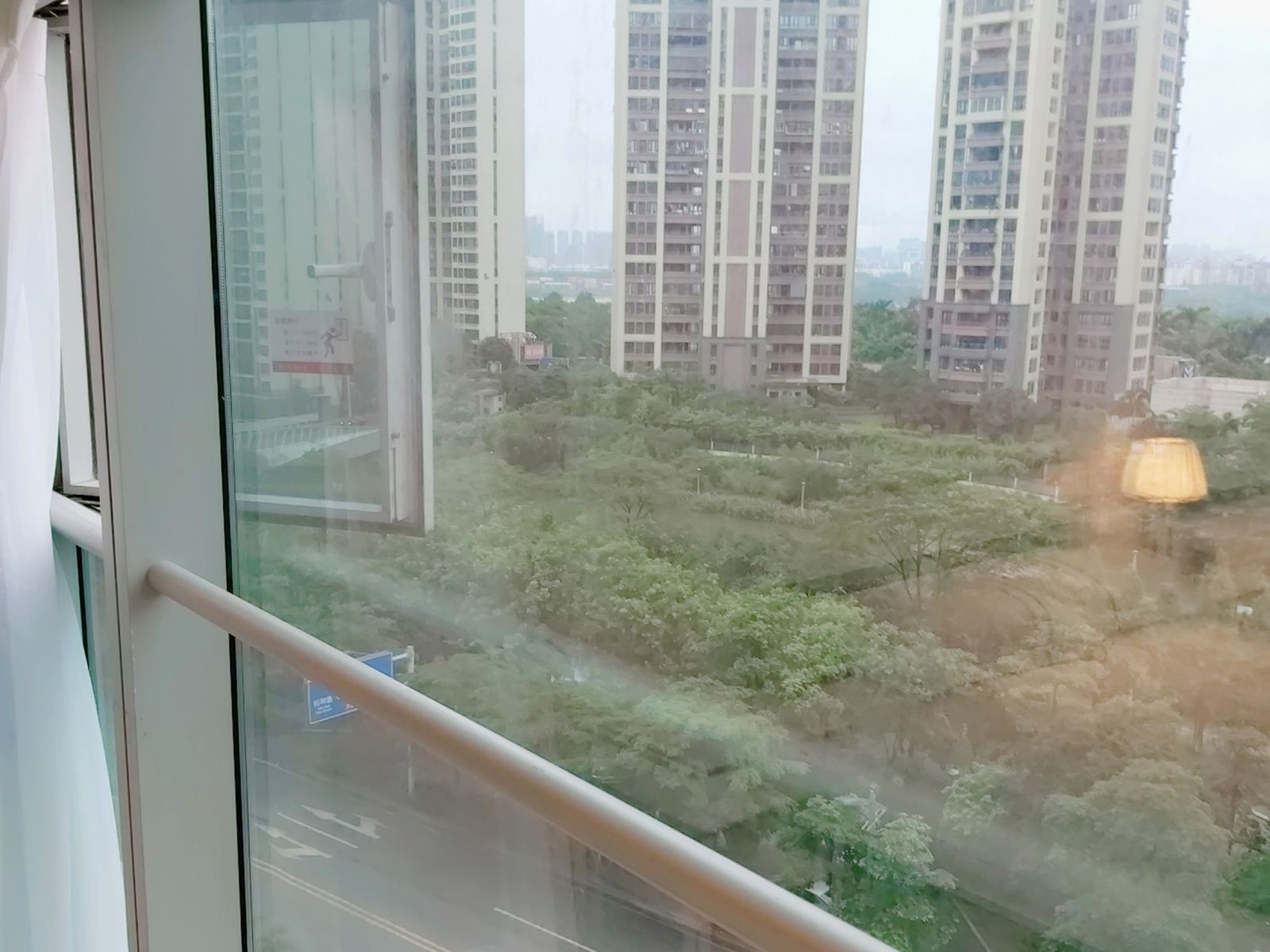 品尚大床房