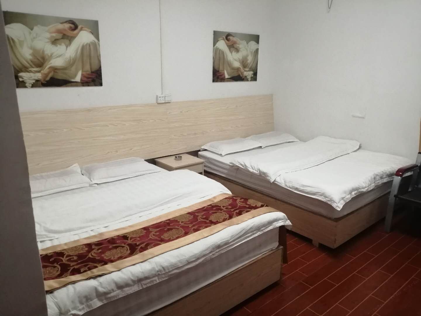 豪华双床房