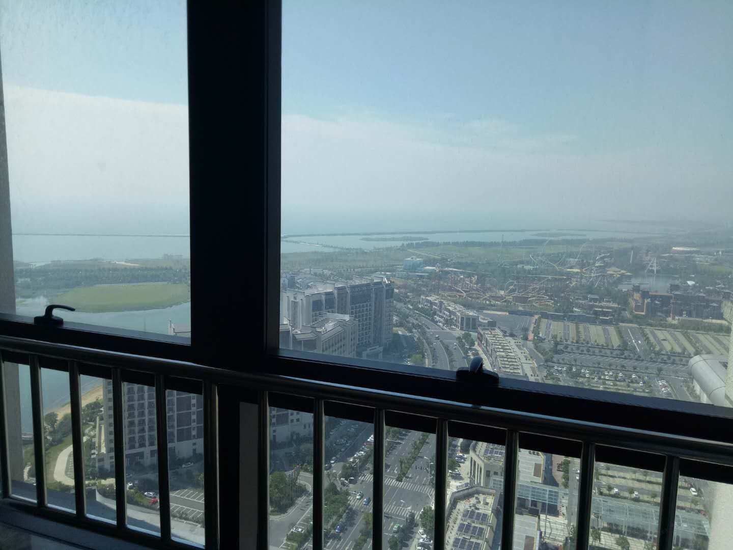 豪华湖景标间