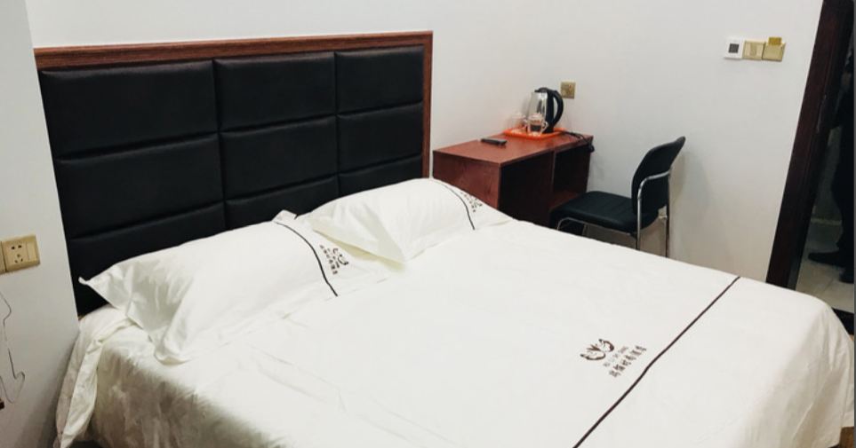 标准大床房