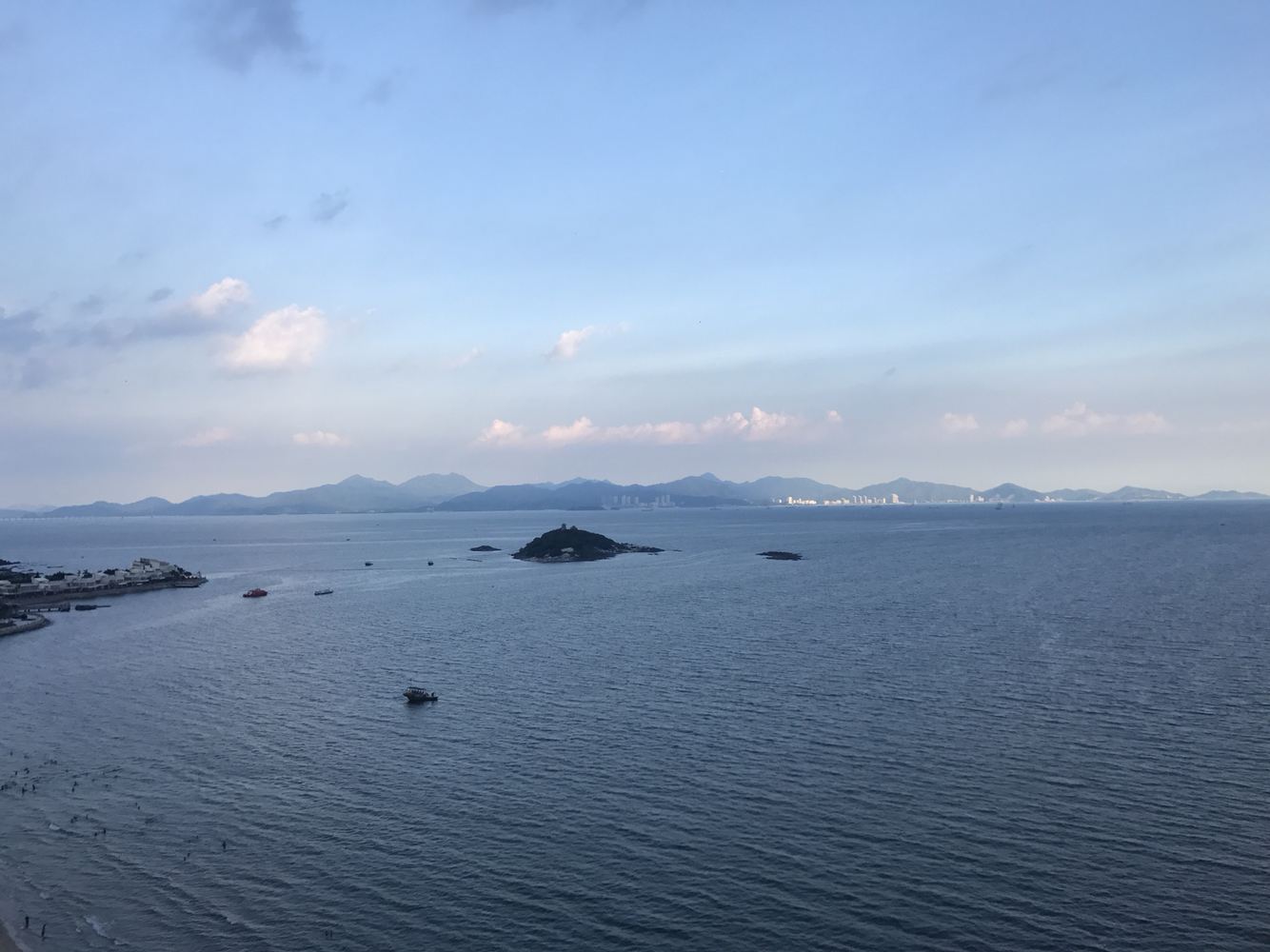 三房两厅海景公寓