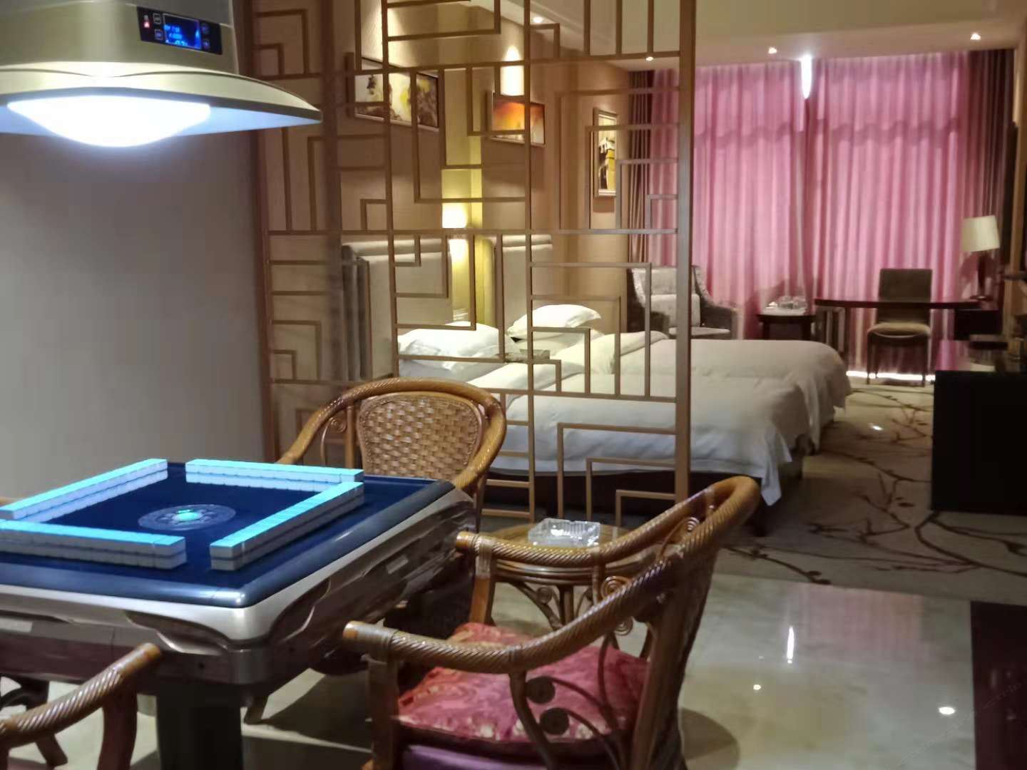 商务麻将房