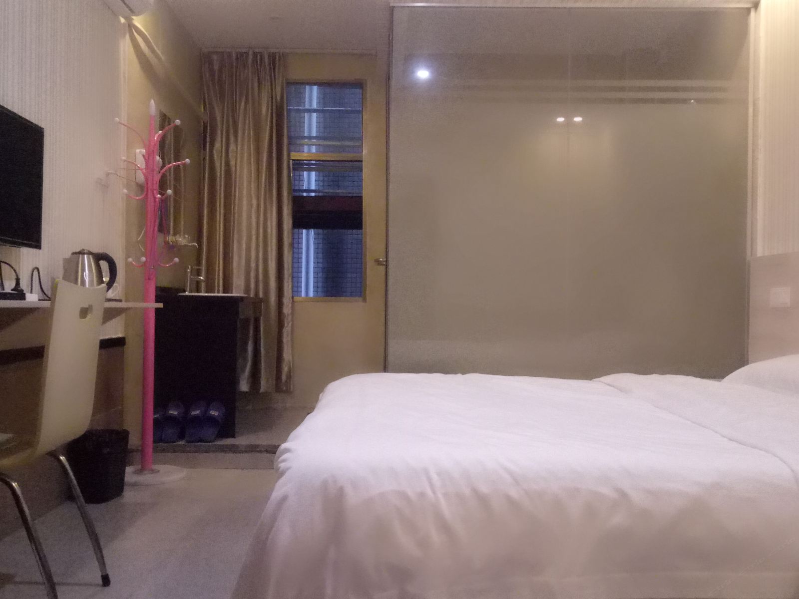 标准大床房