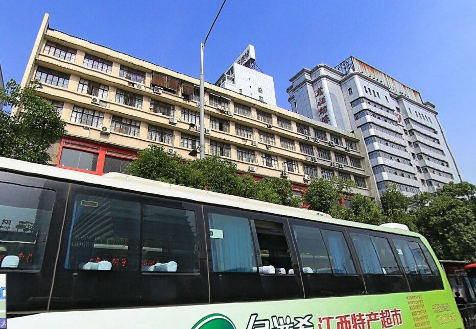 佳缘青年求职公寓(南昌八一广场二店)