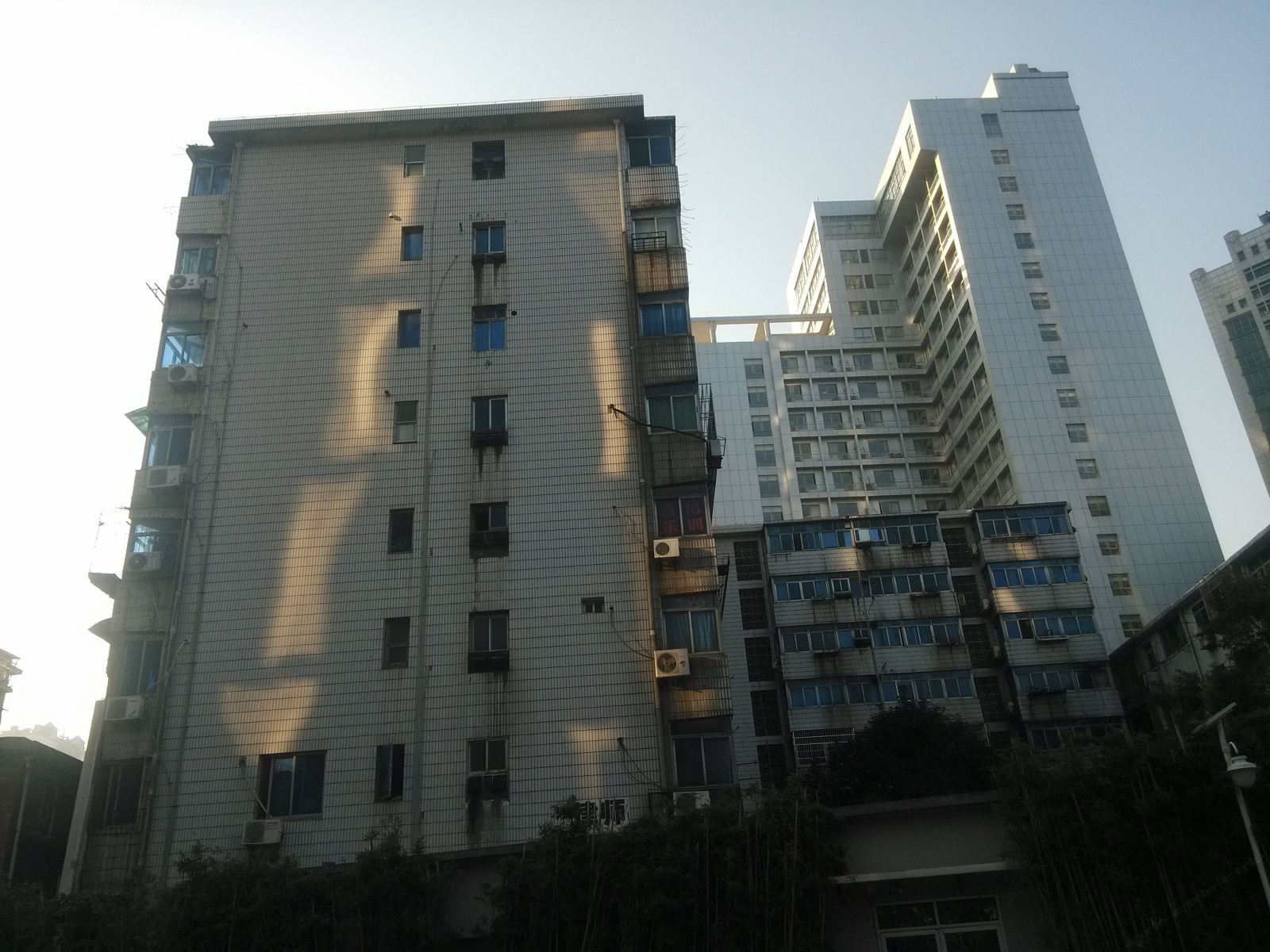 新世纪青年公寓(南昌老福山店)