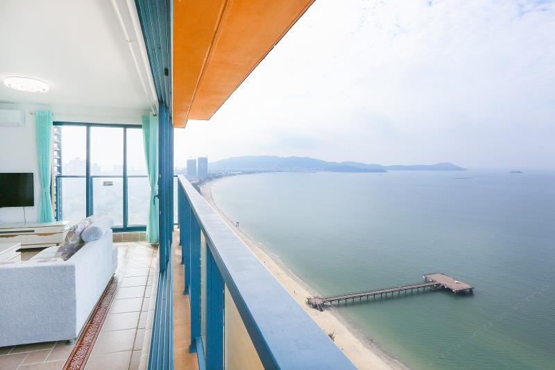 楼王一线浪漫海景套房两室一厅