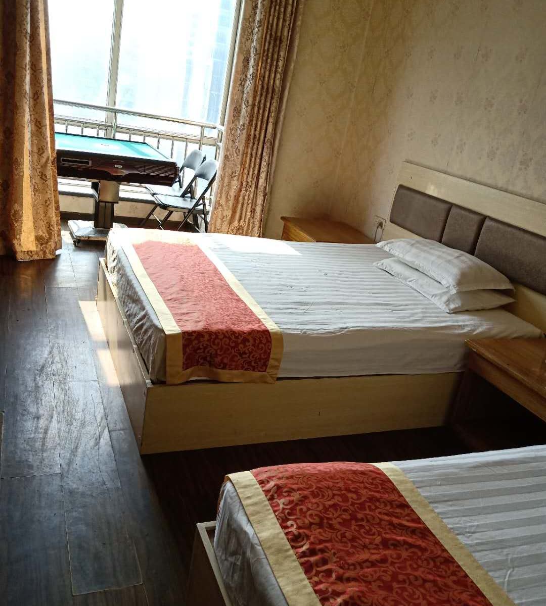 机麻双床房