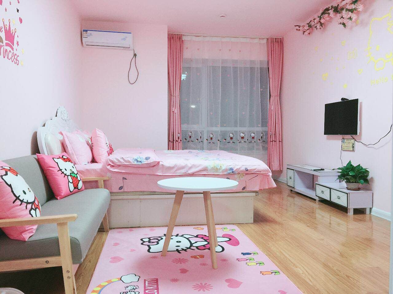 浪漫KITTY猫主题房