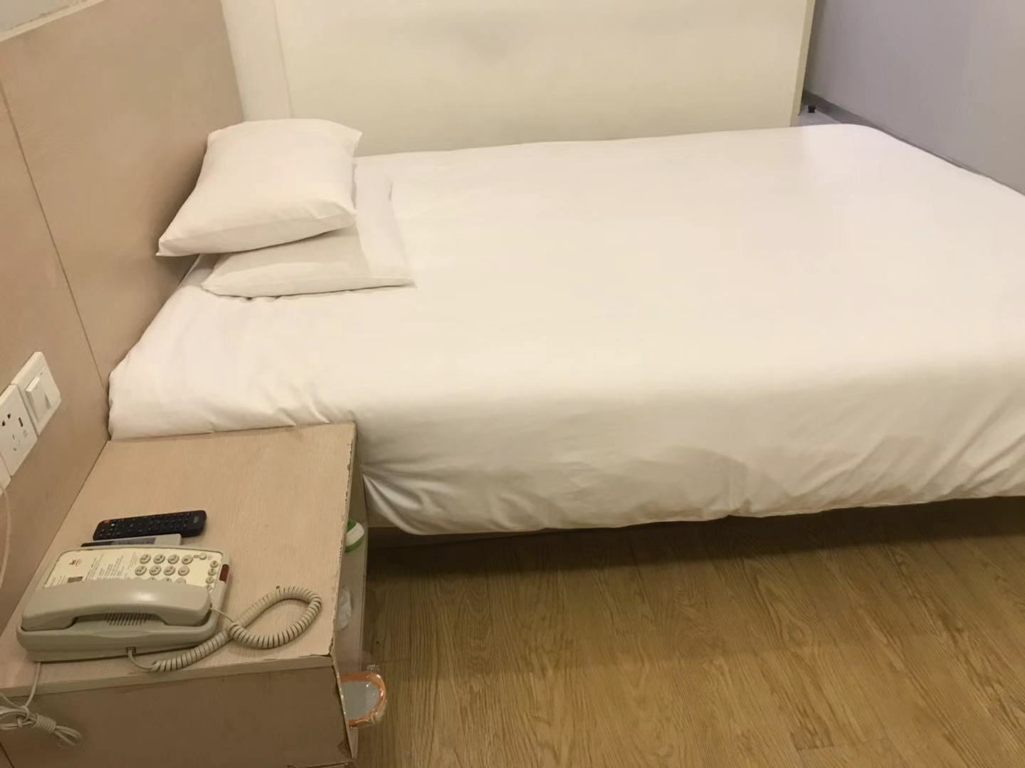 大床房