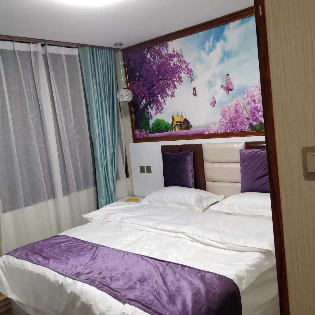 温馨大床房