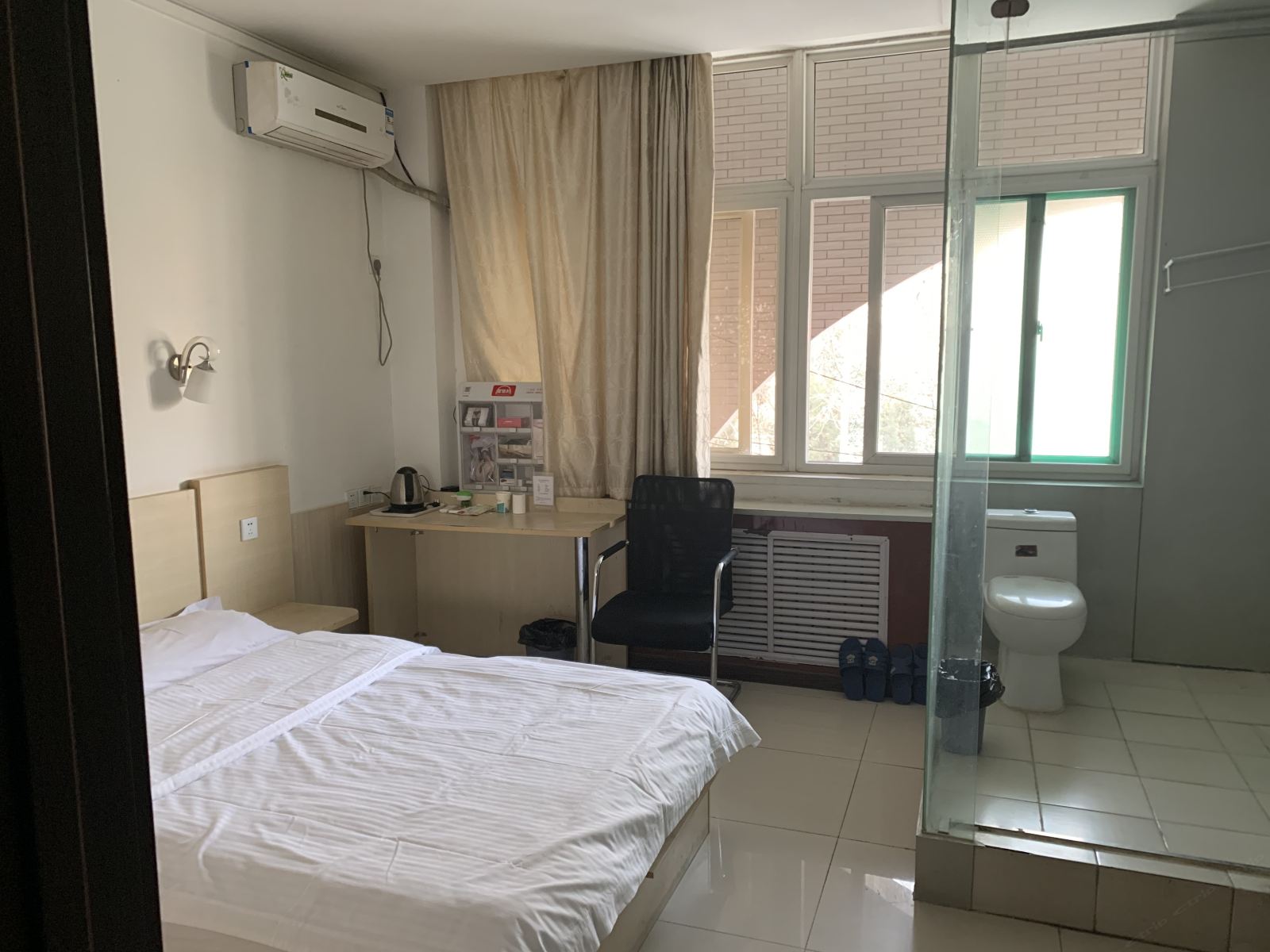 标准大床房