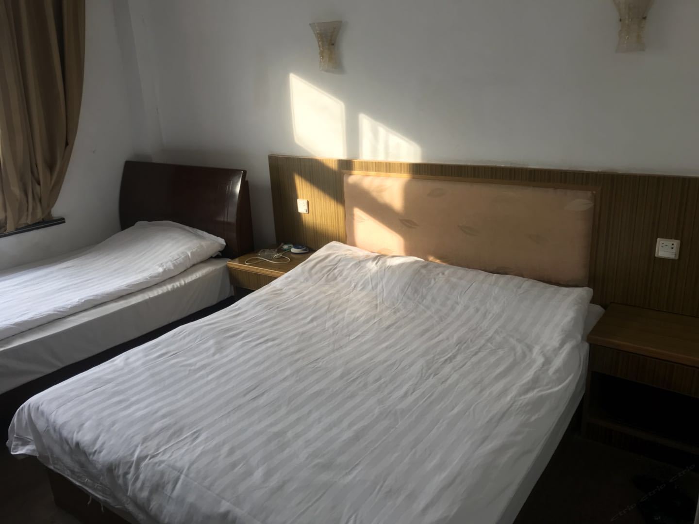 双人房