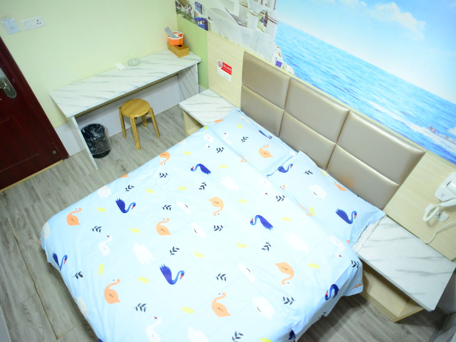 舒适大床房