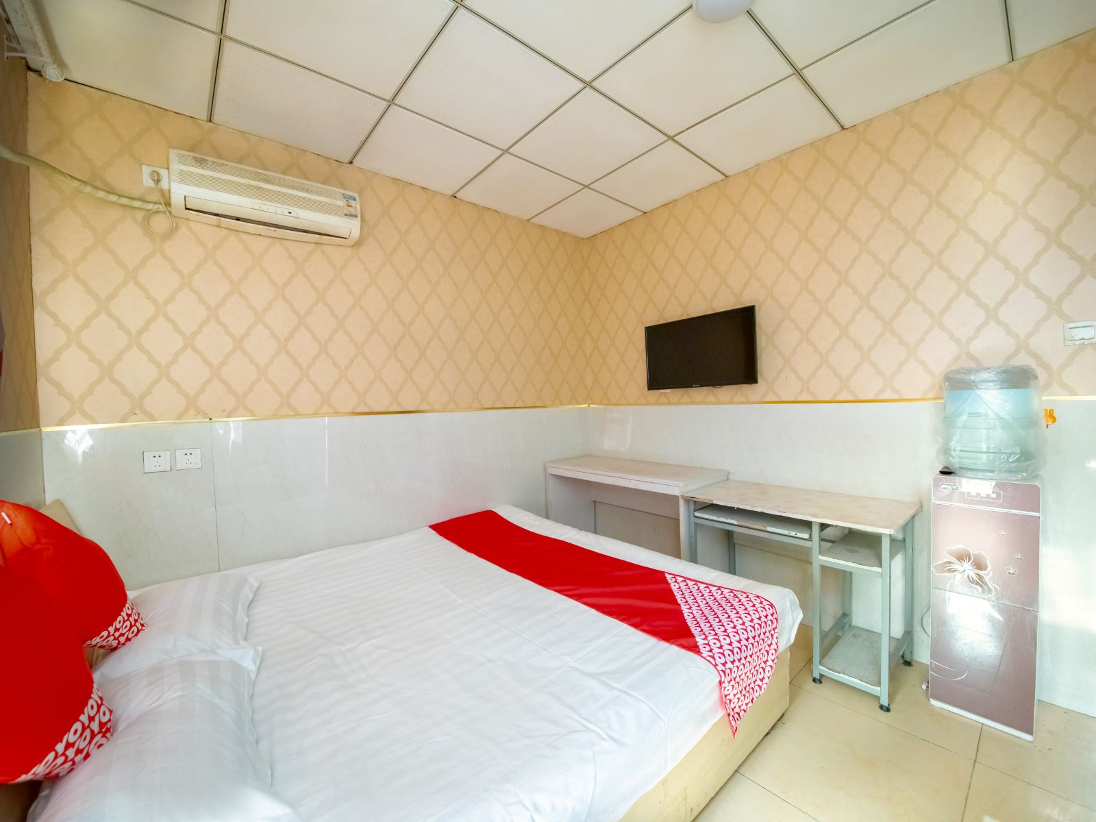 豪华大床房