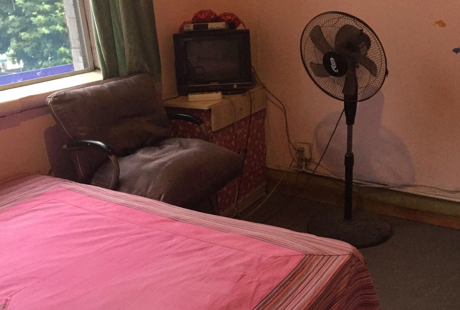 普间大床