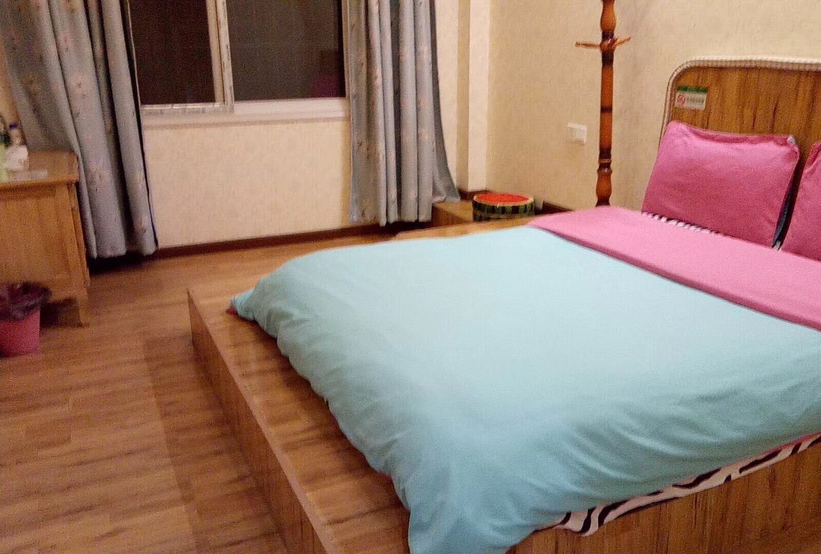 温馨大床房
