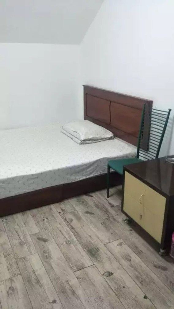经济房(公共卫浴)