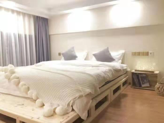 Loft全景影院大床房