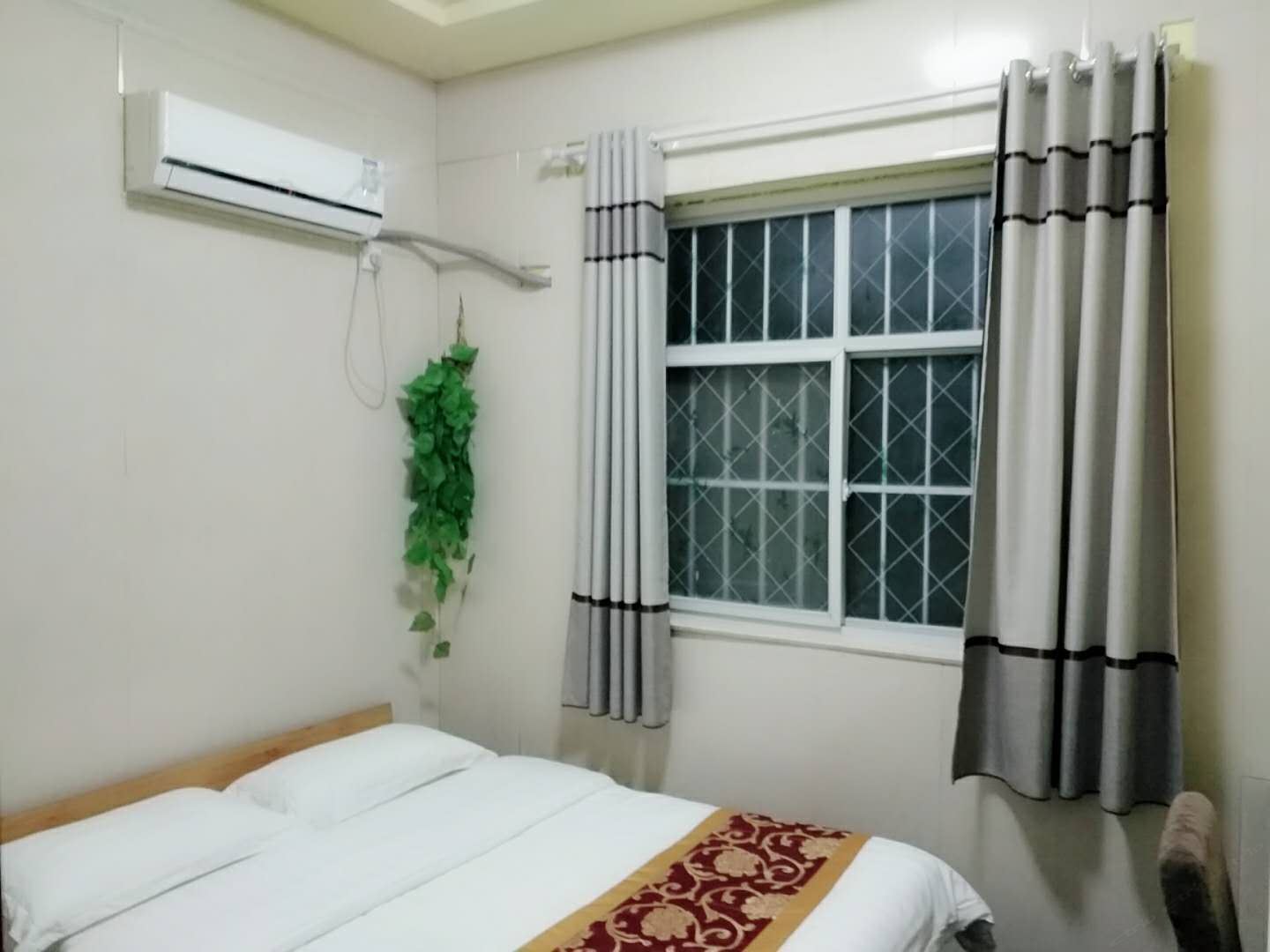 商务大床房