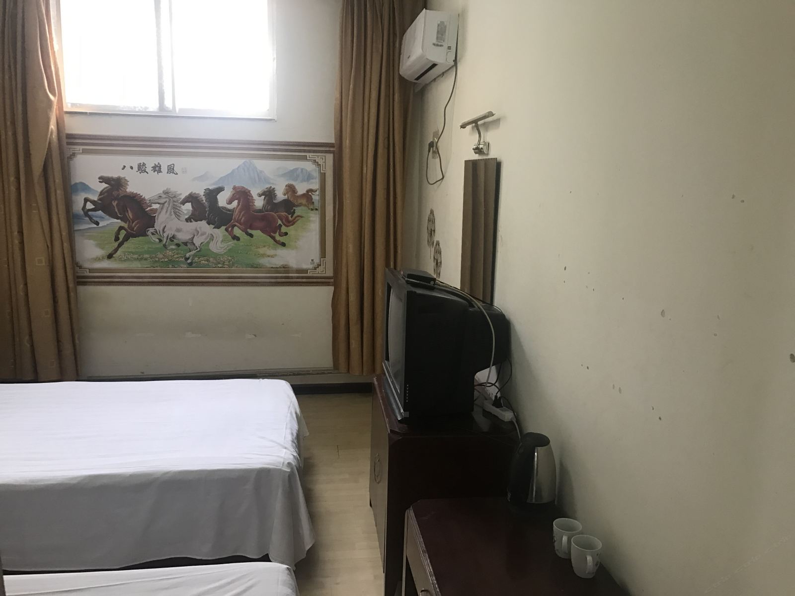 普通间