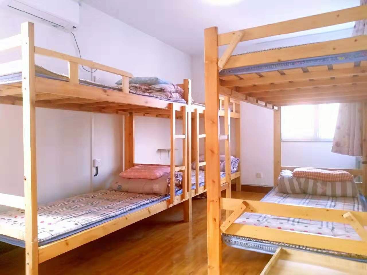 家庭6人间(床位)(公共卫浴)