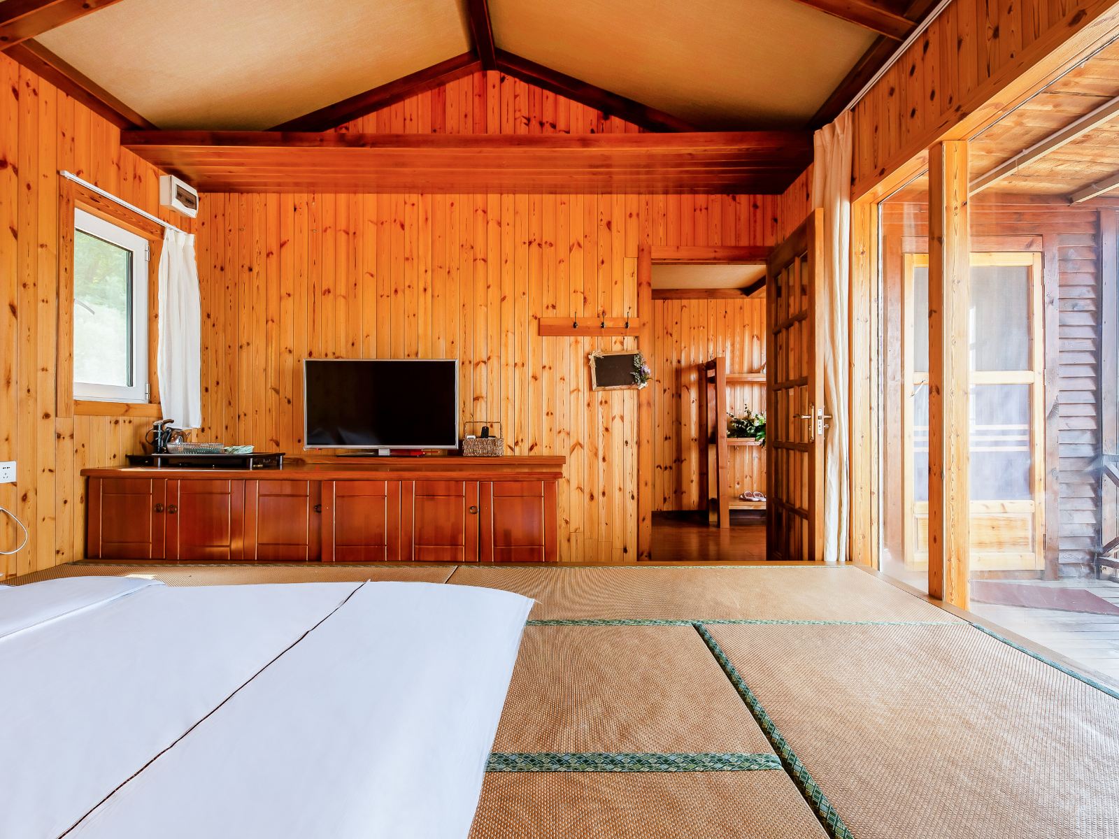 澜庭榻榻米海边木屋