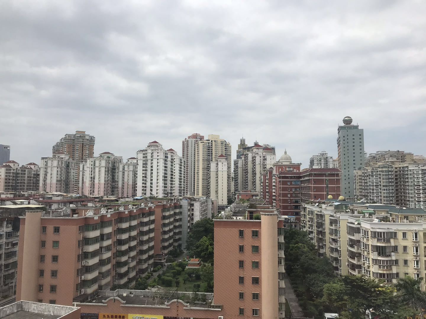 行政大床房