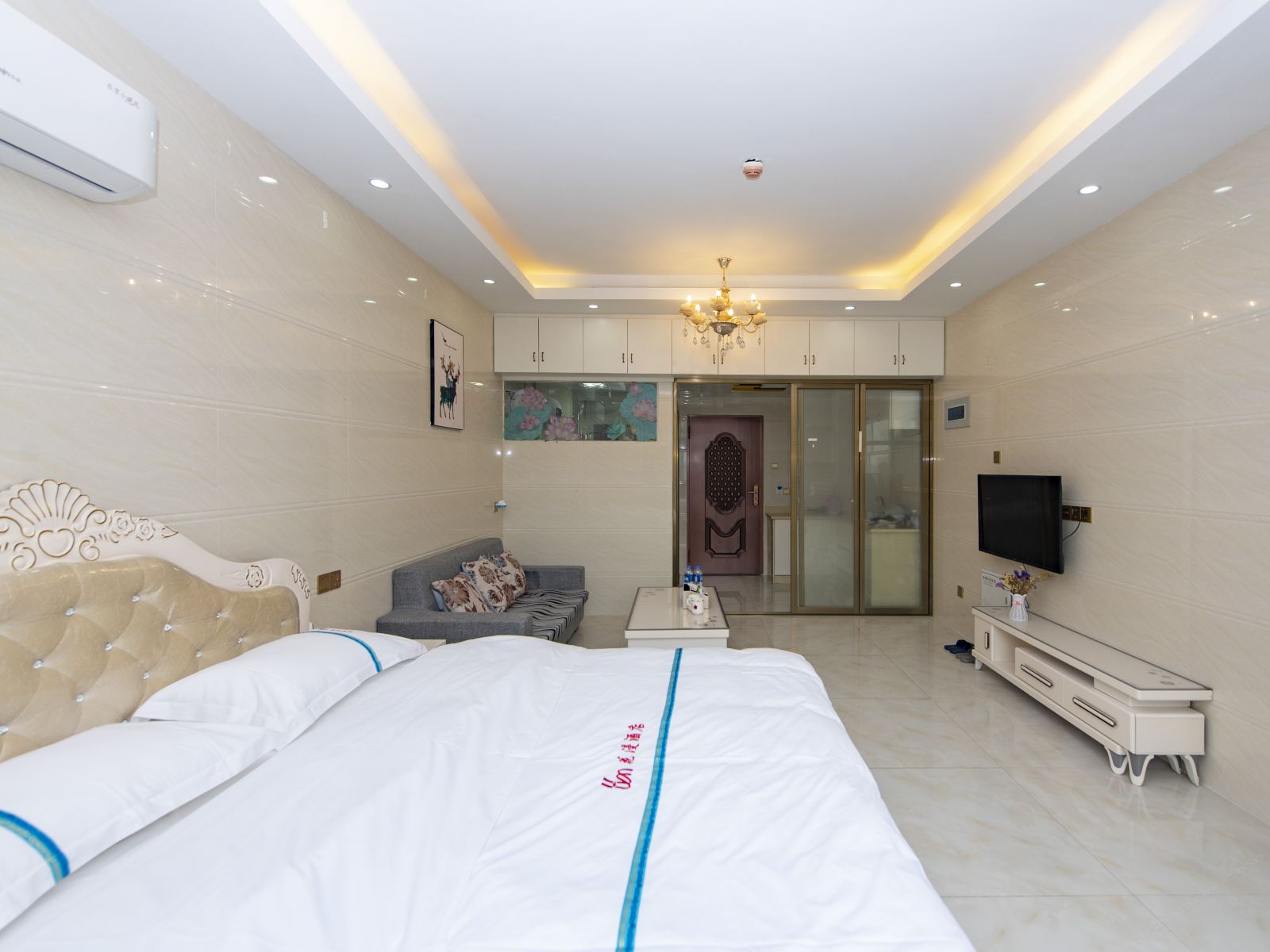 罗曼蒂克欧式豪华房