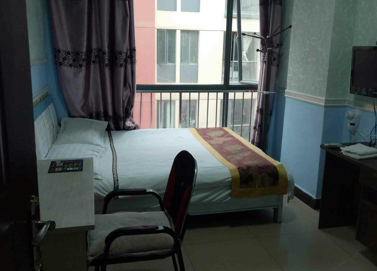 标准大床房