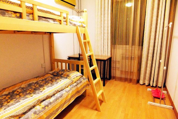 巴黎男神六人间(床位)(公共卫浴)