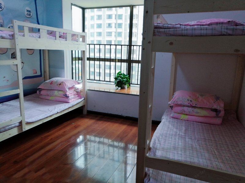 静雅阁六人间(床位)