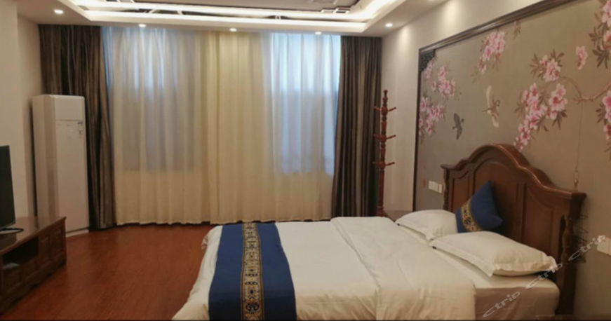 休闲娱乐大床房