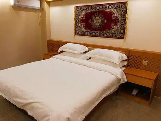 商务大床房