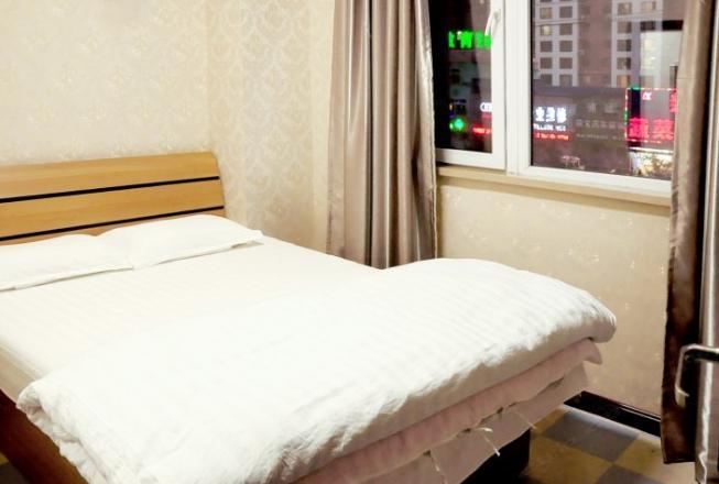高级大床房