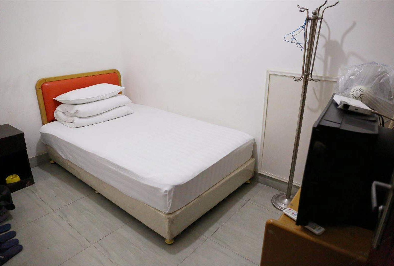 普通单人间(公共卫浴)