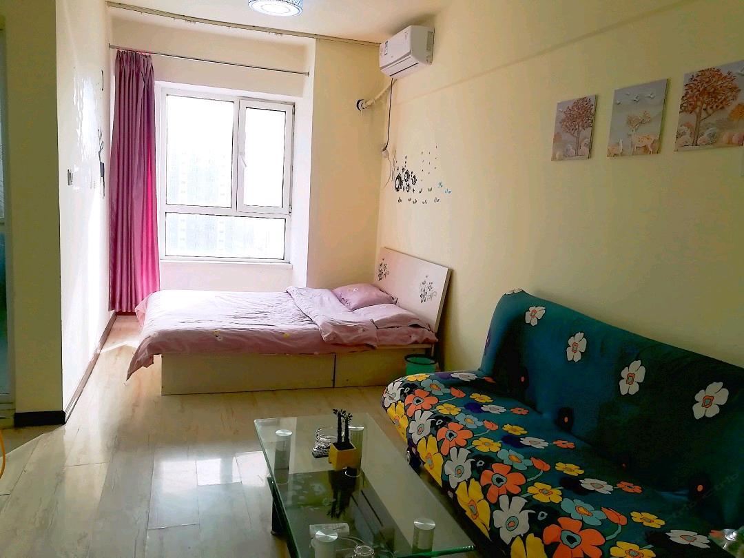 阳光大床房