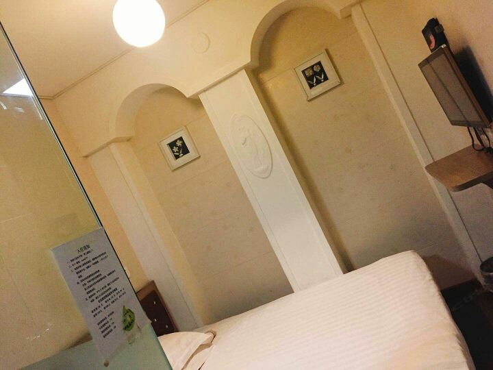 标准大床房