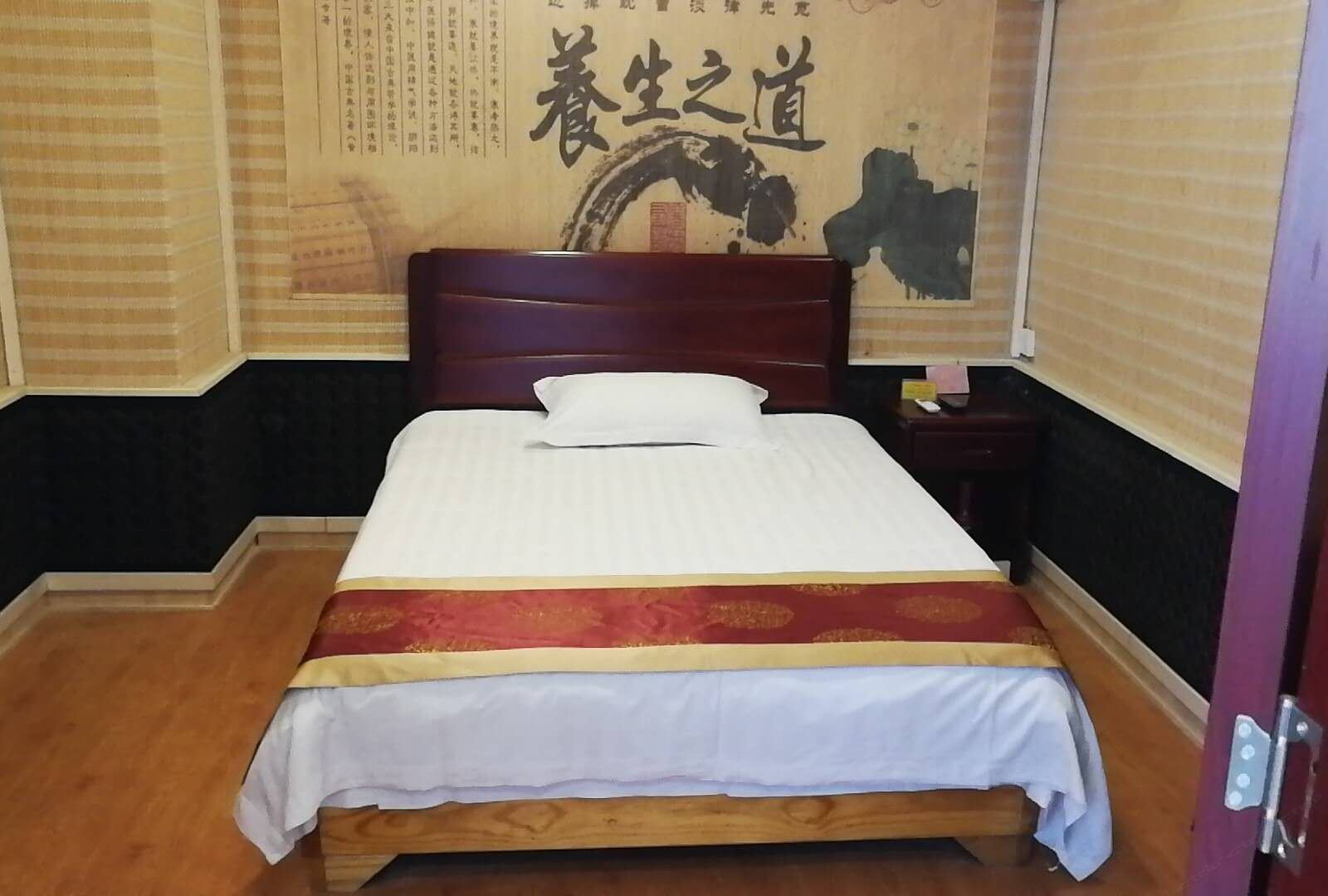 经济房(公共卫浴)