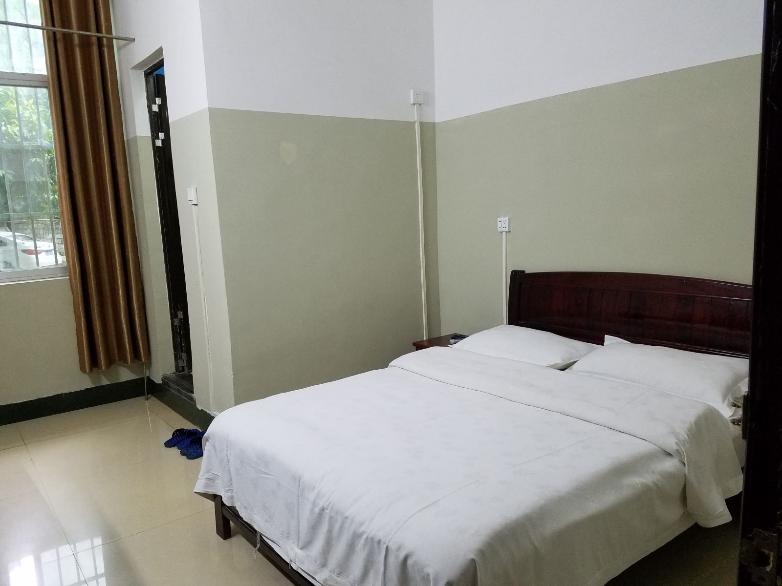 特惠大床房
