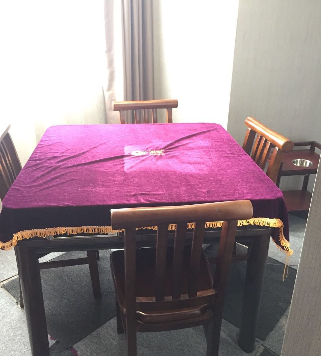 豪华麻将房