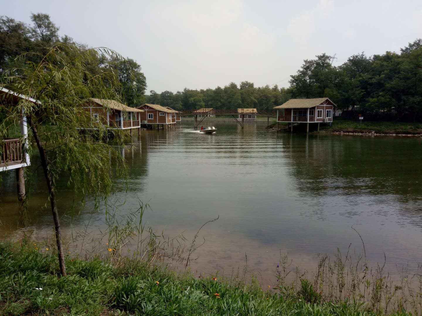 湖景木屋标间