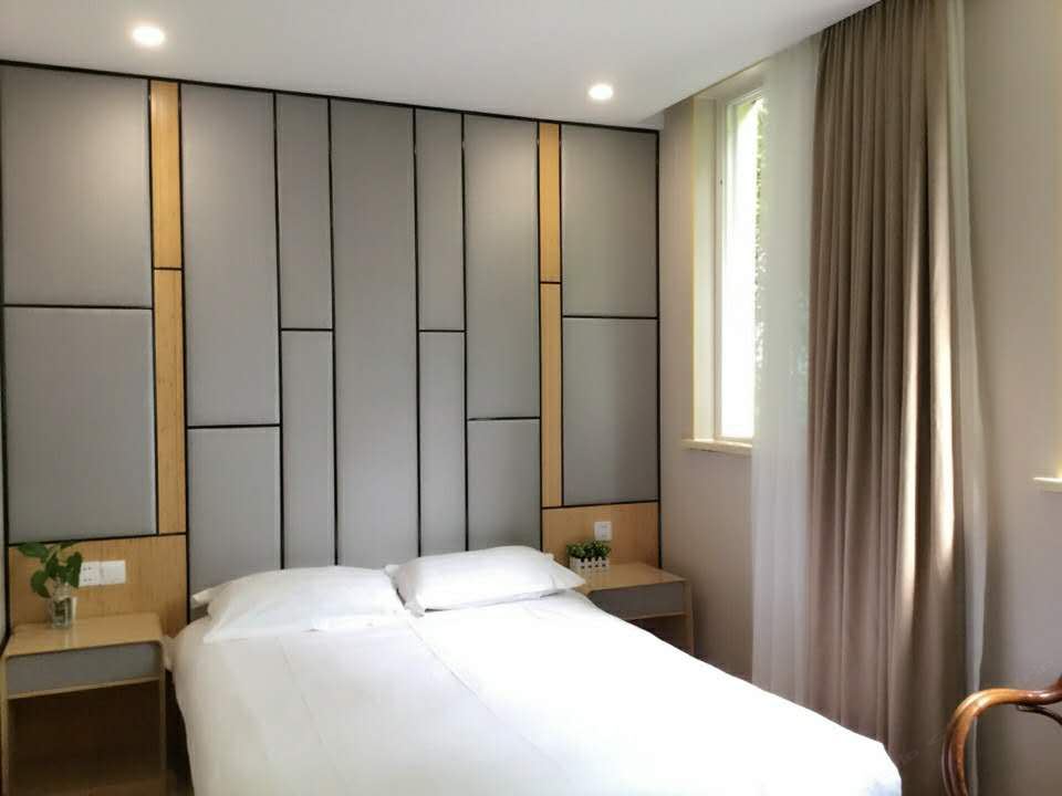 浪漫大床房