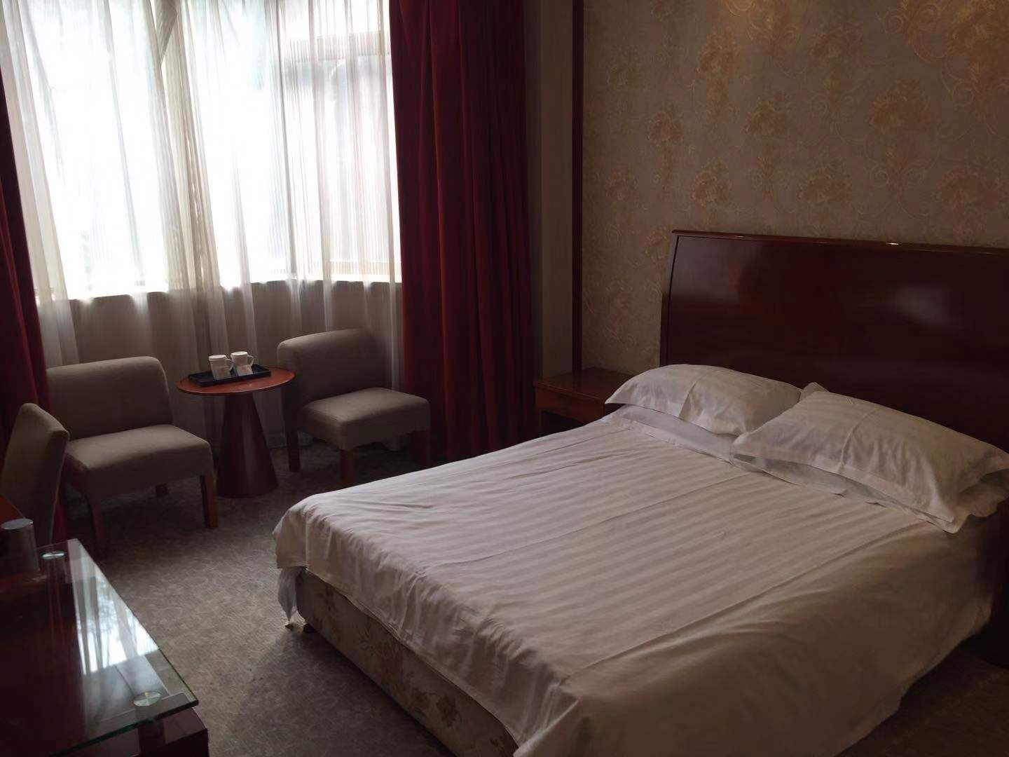 大床房