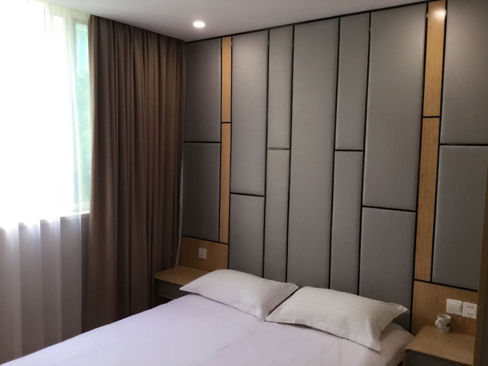 浪漫大床房