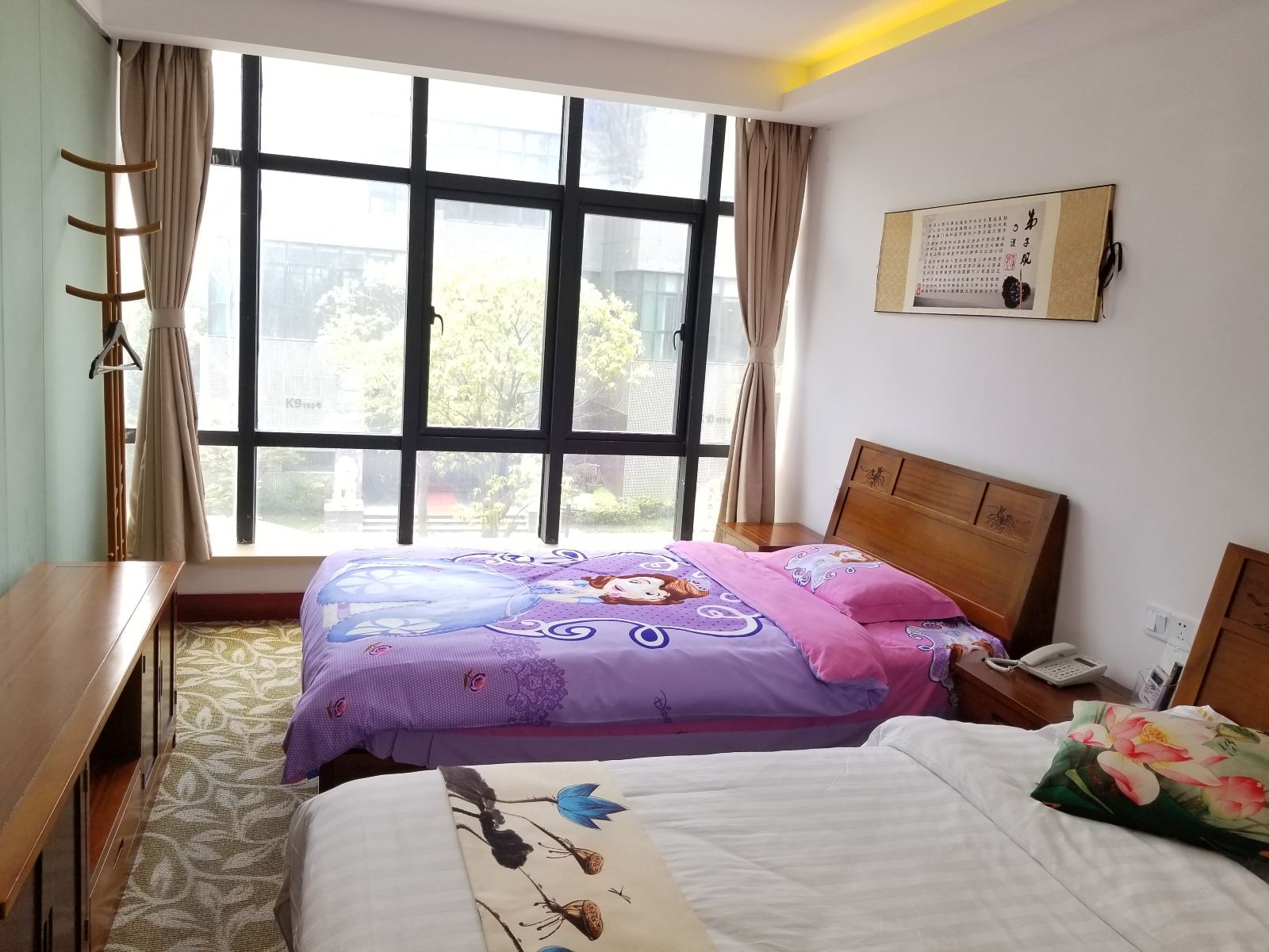 温馨亲子房