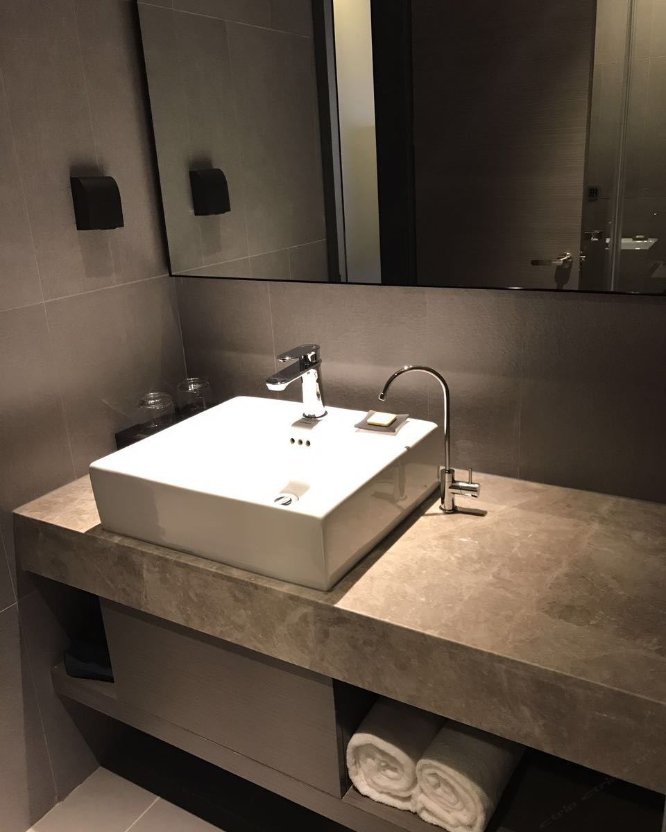 驿居高级商务房
