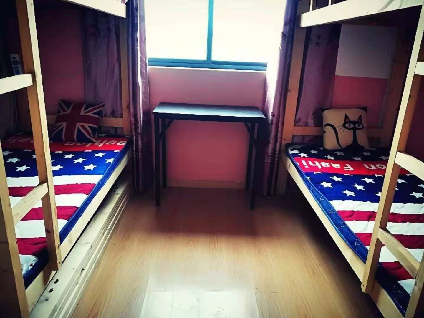 四人间(床位)